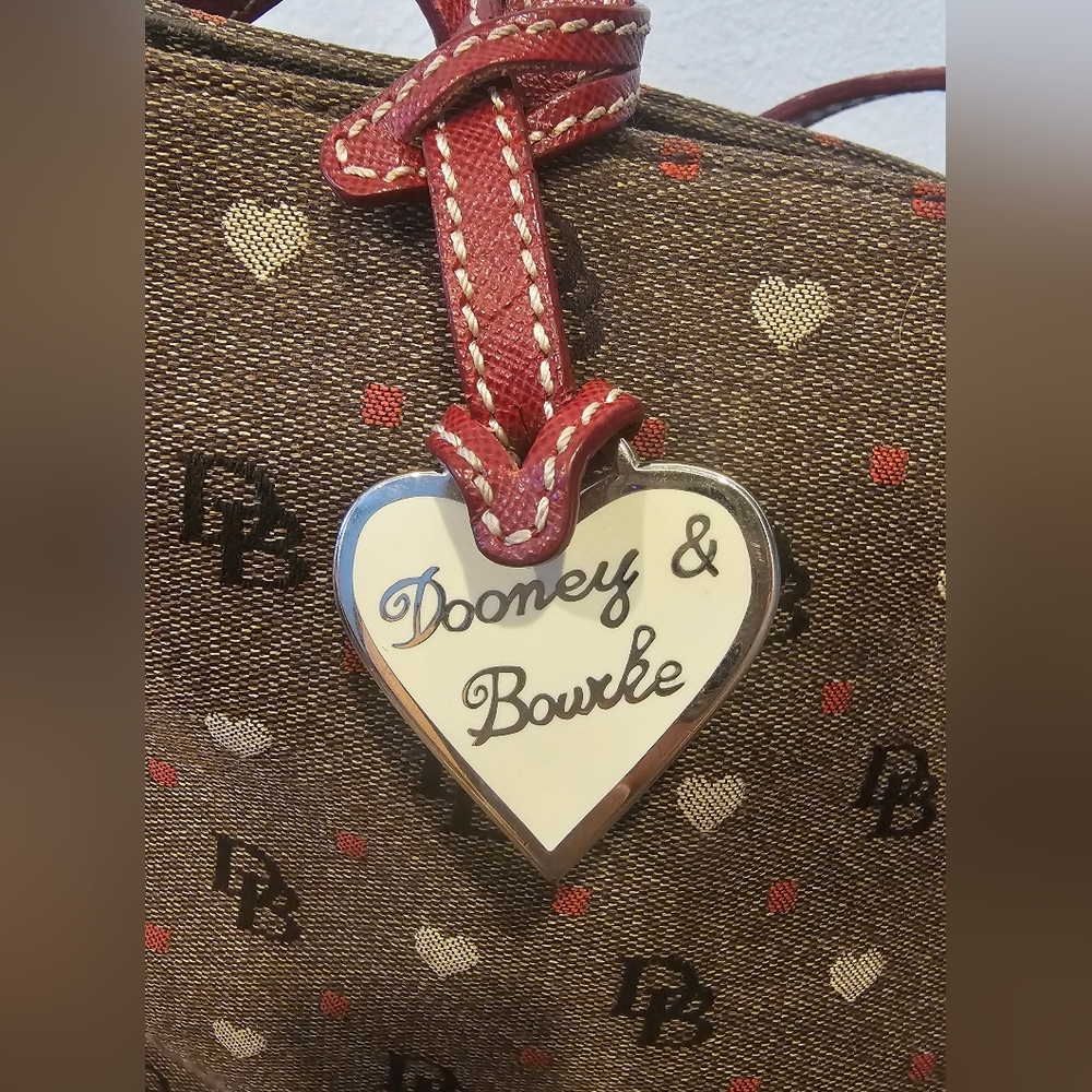 LTD EDITION Vintage Dooney & Bourke DB Monogram Heart Tote Shoulder Bag - Picture 3 of 12